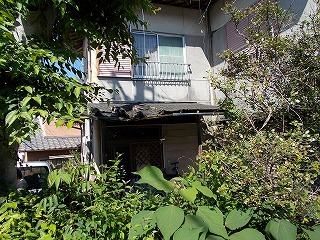 玄関庇破損 街の屋根やさん四日市店