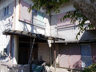 玄関庇破損 街の屋根やさん四日市店