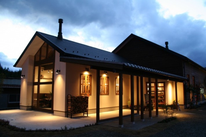 屋根風景 照明デザイン 夜屋根