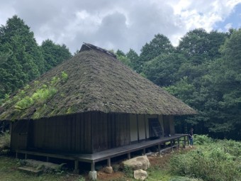 茅葺屋根
