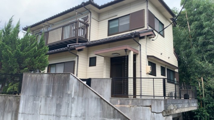 四日市、瓦屋根、雨樋破損、外壁塗装