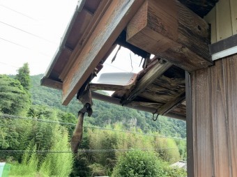 瓦屋根風災破損