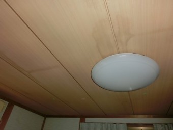 雨漏り被害 街の屋根やさん四日市店