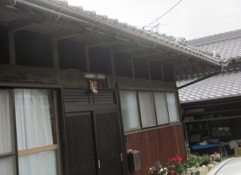雨漏り 街の屋根やさん四日市店
