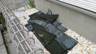 台風被害 屋根修繕 街の屋根や四日市