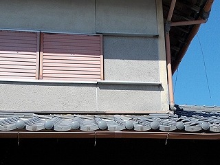漆喰剥がれ 瓦ズレ 街の屋根やさん四日市店