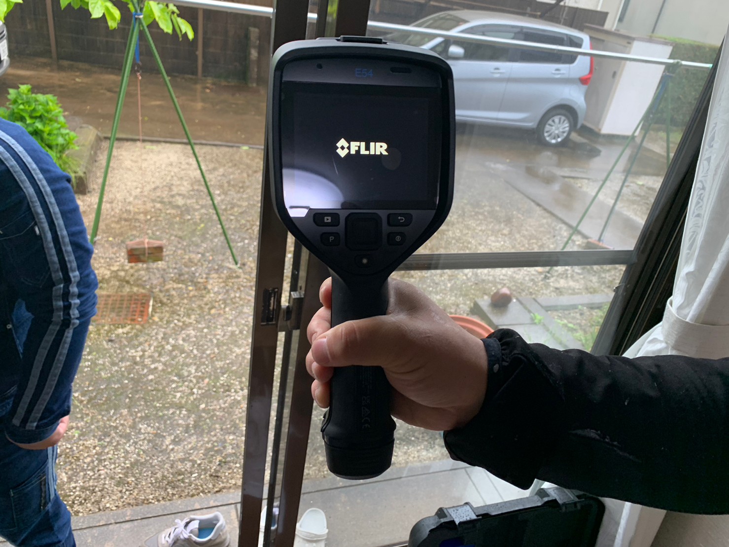 川越町サーモカメラを使用して雨漏り調査