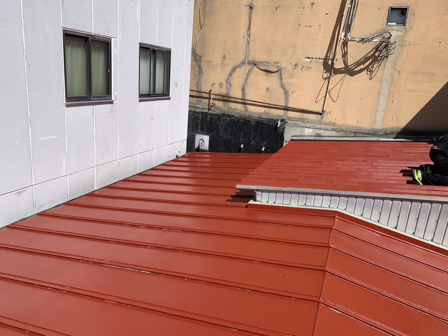 四日市市錆びたトタン屋根の塗装工事