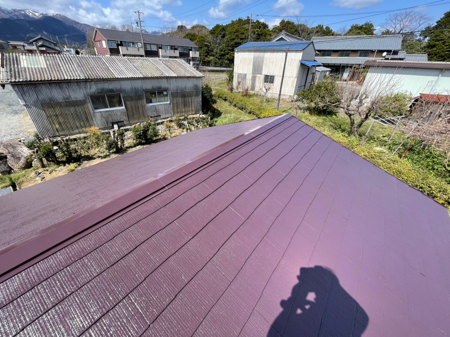 菰野町にてカラーベスト屋根塗装完工