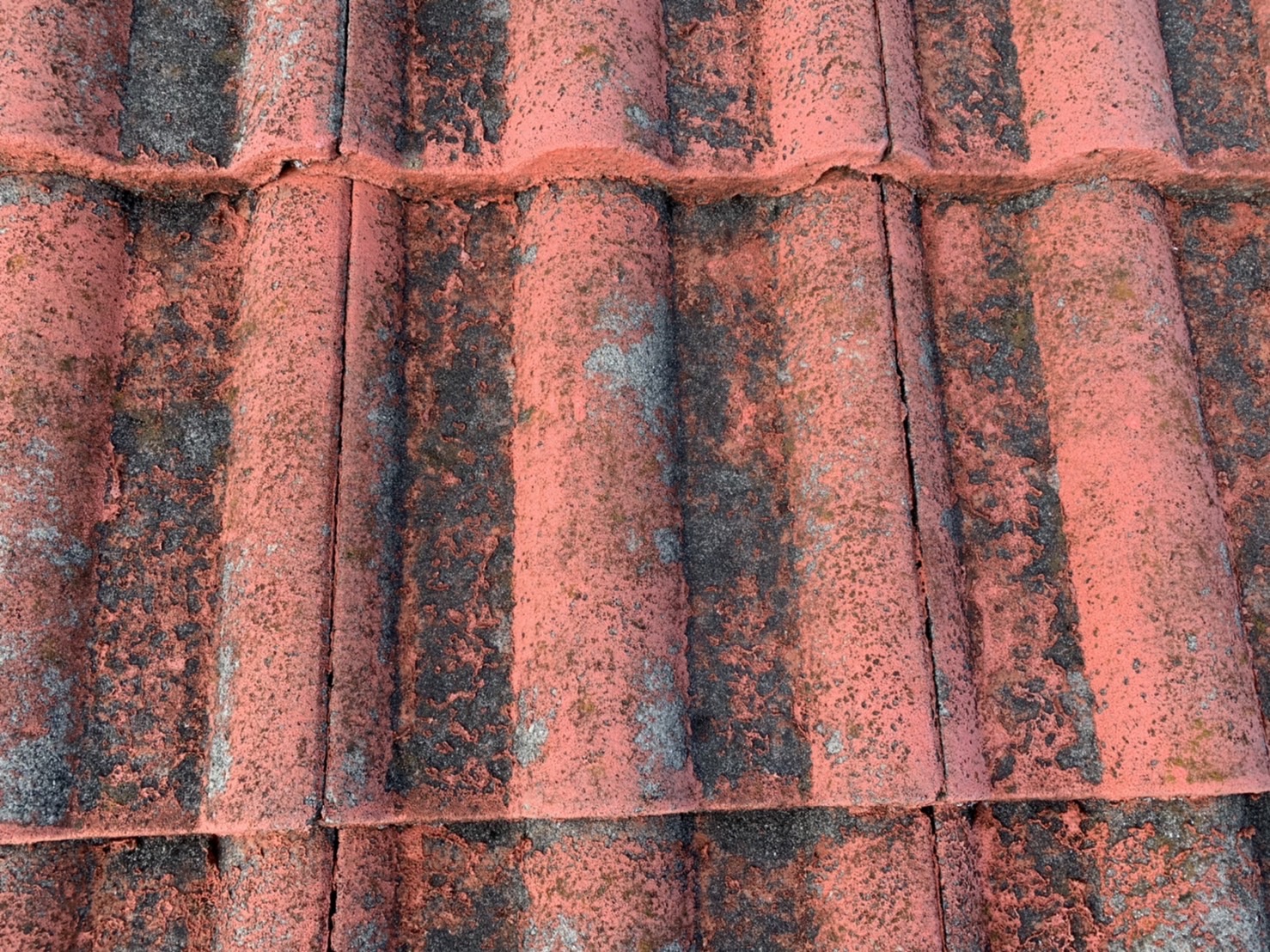 桑名市の屋根塗装、モニエル瓦