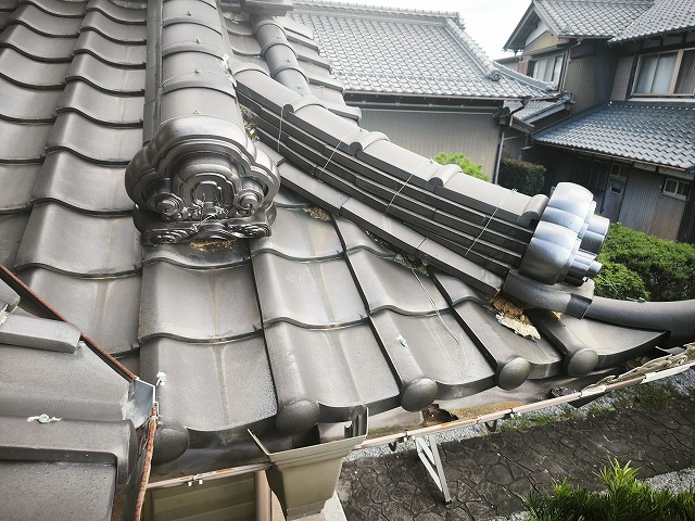 いなべ市にて和瓦棟瓦のズレと雨樋不具合を現地調査｜見積提示までの流れ