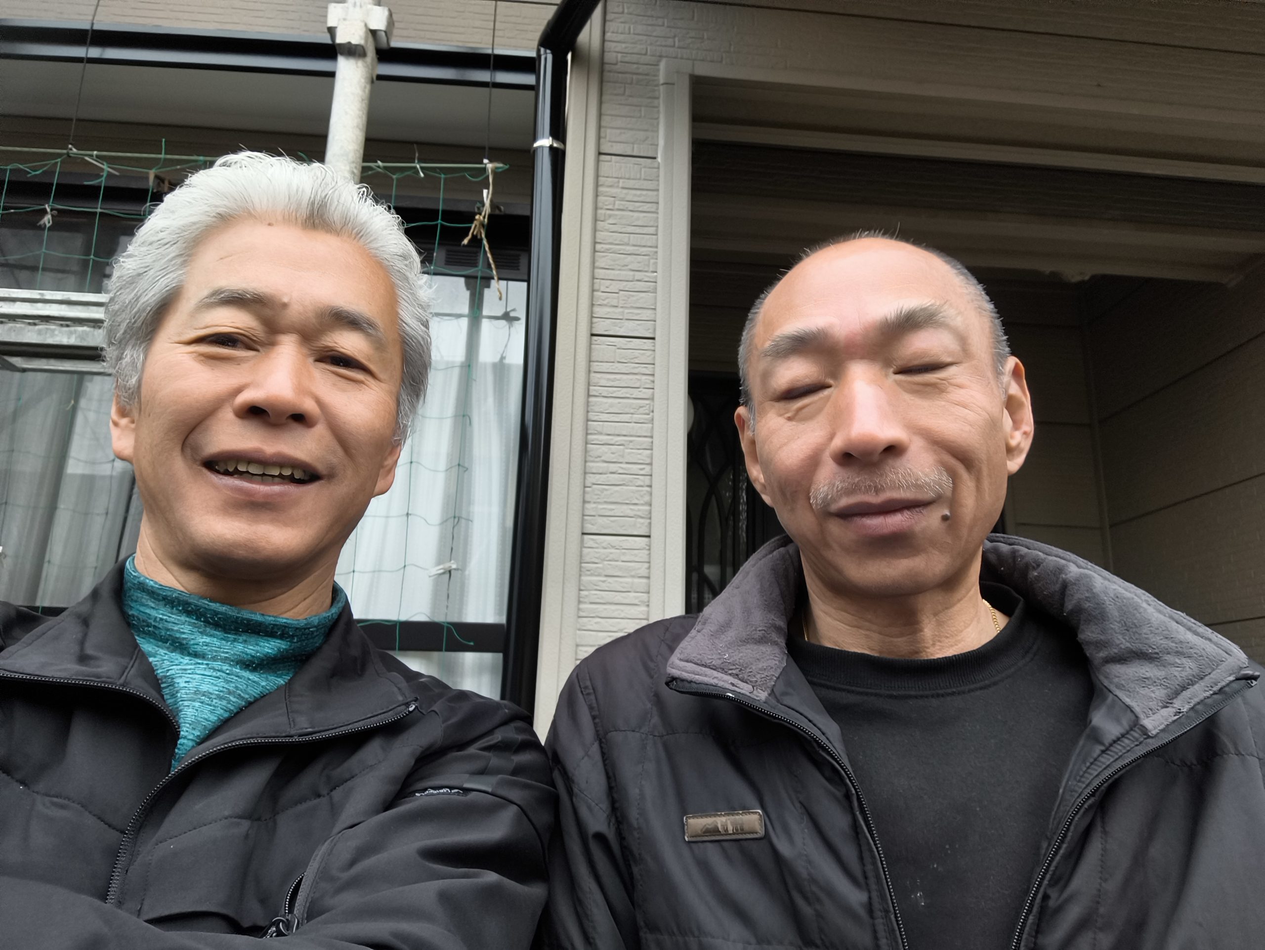 桑名市で雨樋取替工事と屋根塗装と同時施工で住まいの排水性能を改善したお客様の声