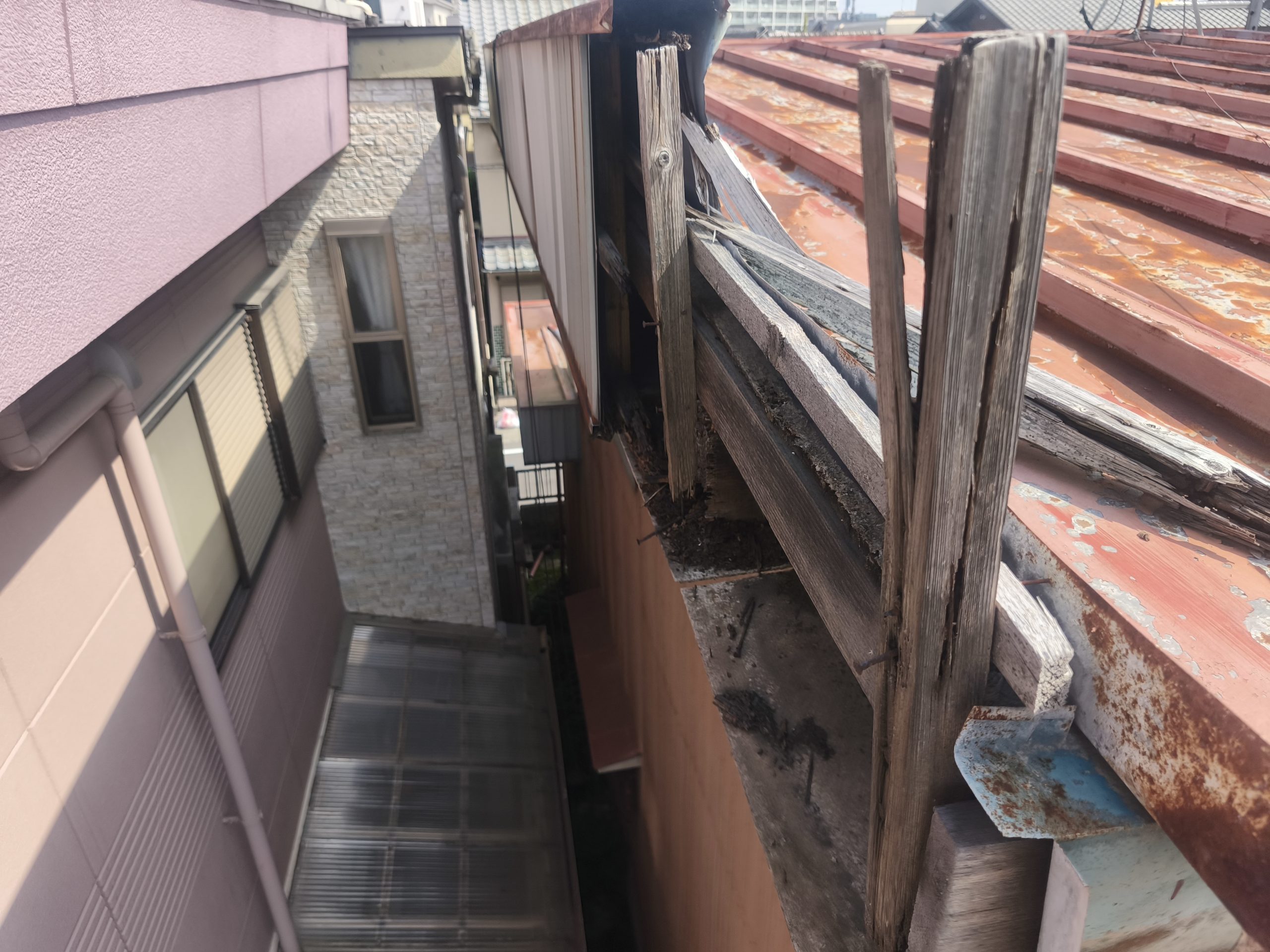 施工中