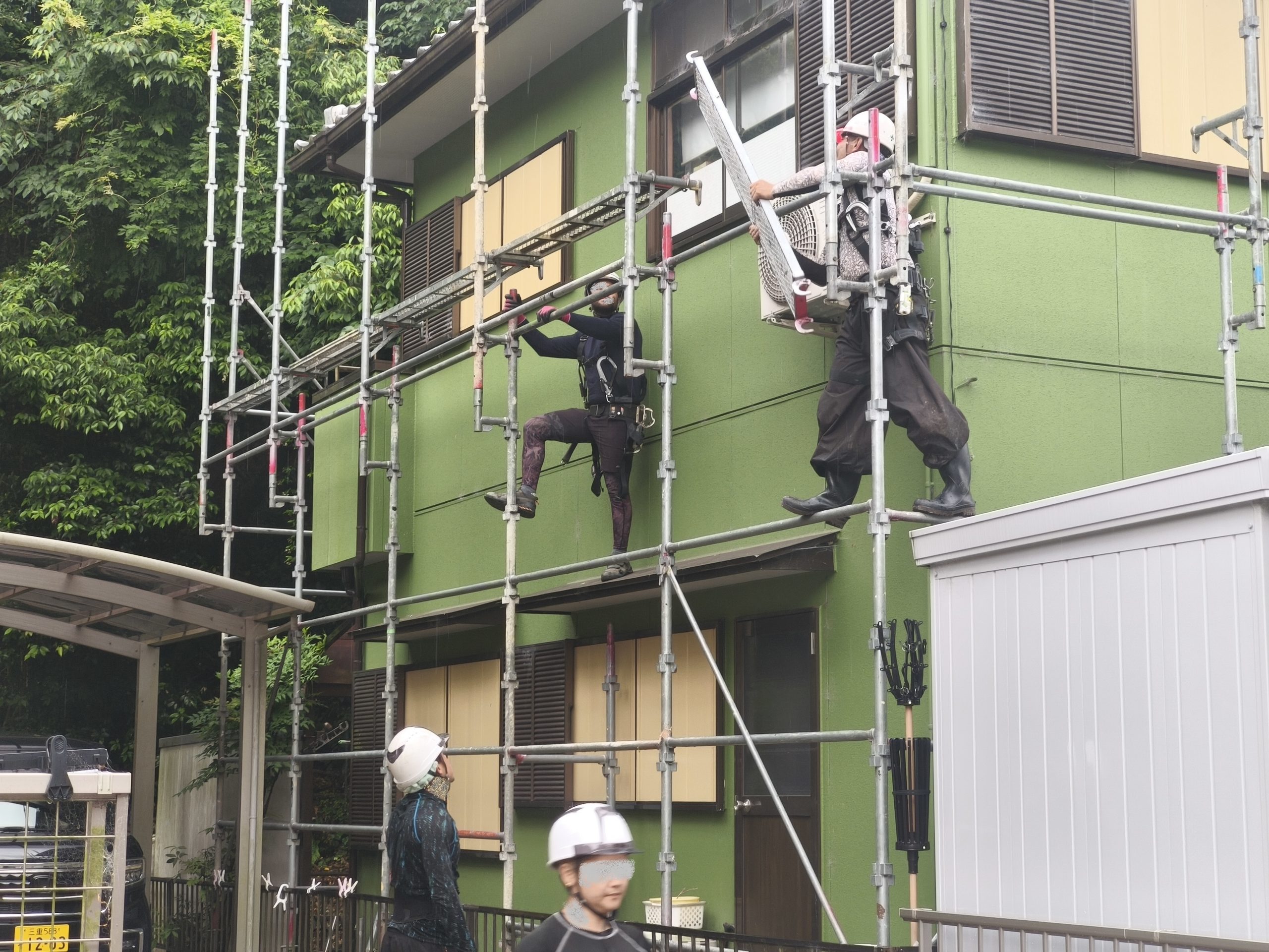 施工中